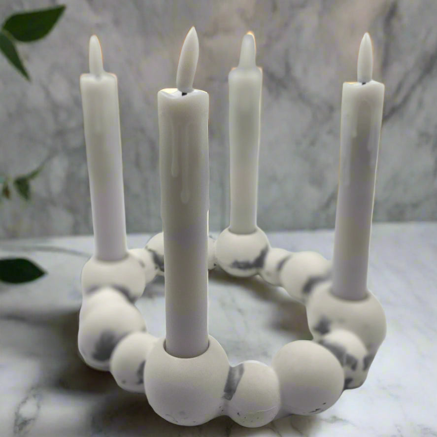 Bubble candle holder